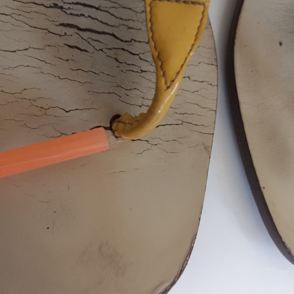 GUCCI VITTELO VERNICE interlocking patent sandals size 8B - Picture 6 of 16